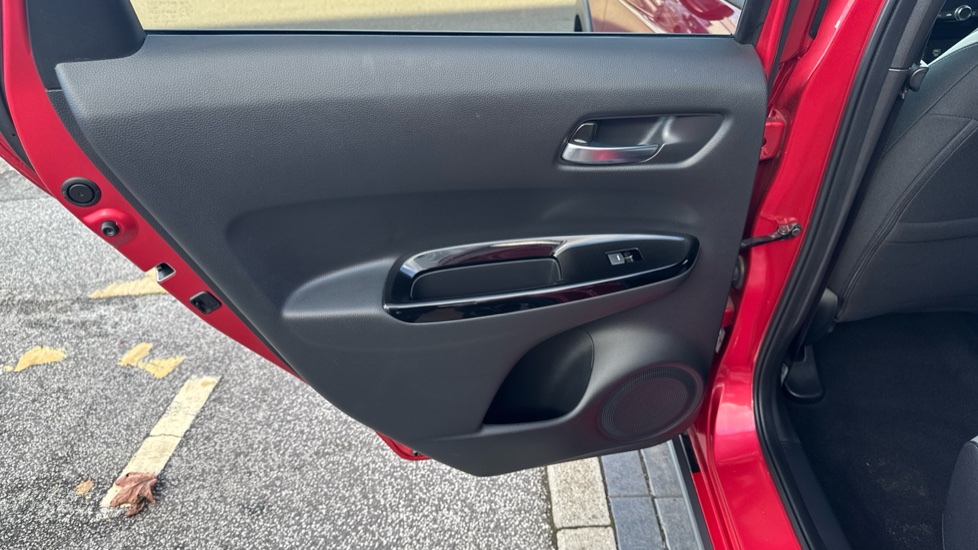 Honda Jazz 1.5 i-MMD Hybrid Crosstar EX 5dr eCVT Hybrid Hatchback - Image 31