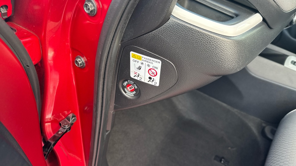 Honda Jazz 1.5 i-MMD Hybrid Crosstar EX 5dr eCVT Hybrid Hatchback - Image 33