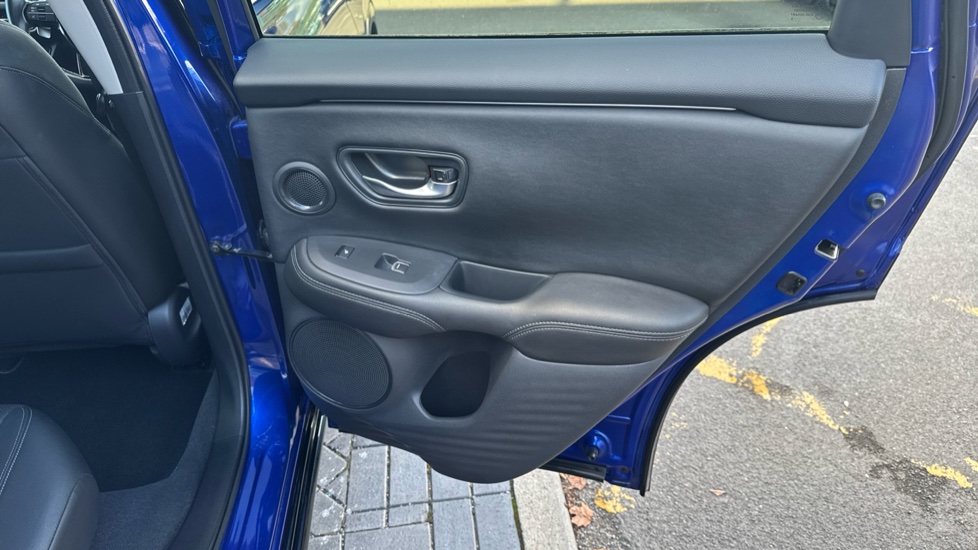 Honda Zr-V 2.0 eHEV Advance 5dr CVT Hybrid Estate - Image 26