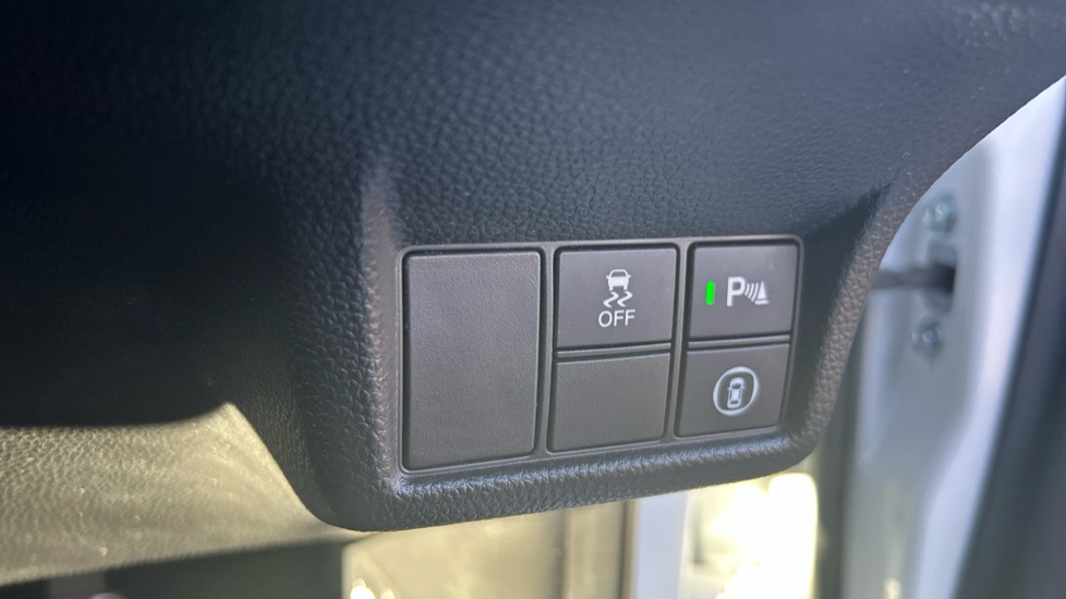 Honda Civic 2.0 eHEV Advance 5dr CVT Hybrid Hatchback - Image 23