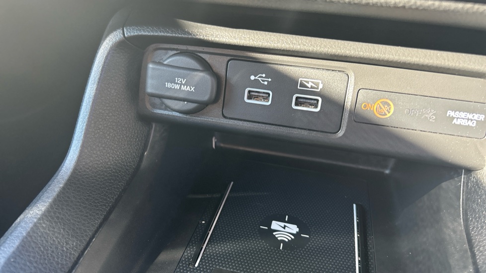Honda Civic 2.0 eHEV Advance 5dr CVT Hybrid Hatchback - Image 30