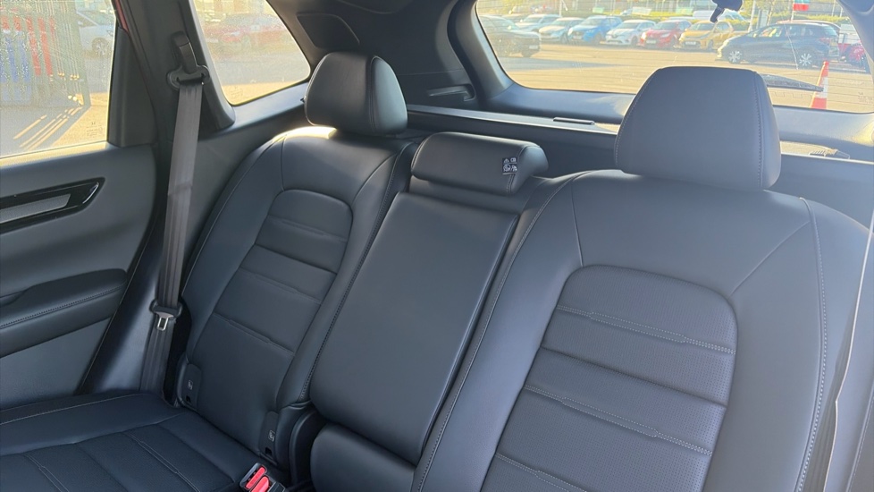 Honda CR-V 2.0 ePHEV Advance Tech 5dr eCVT Estate - Image 8