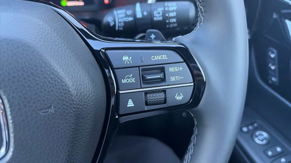 Honda CR-V 2.0 ePHEV Advance Tech 5dr eCVT Estate - Image 15