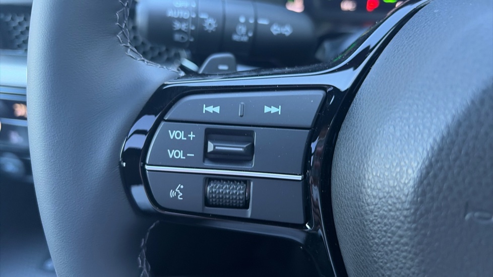 Honda CR-V 2.0 ePHEV Advance Tech 5dr eCVT Estate - Image 18