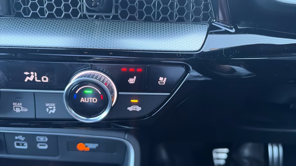 Honda CR-V 2.0 ePHEV Advance Tech 5dr eCVT Estate - Image 21