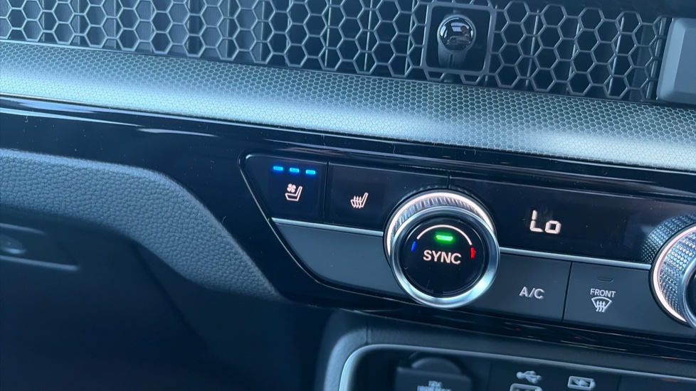 Honda CR-V 2.0 ePHEV Advance Tech 5dr eCVT Estate - Image 22