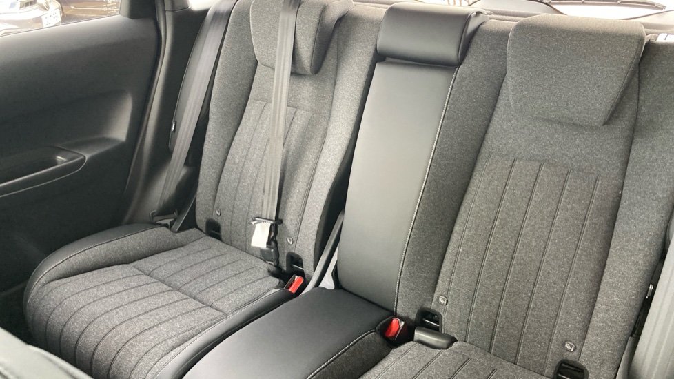 Honda Jazz 1.5 i-MMD Hybrid Advance 5dr eCVT Hybrid Hatchback - Image 8