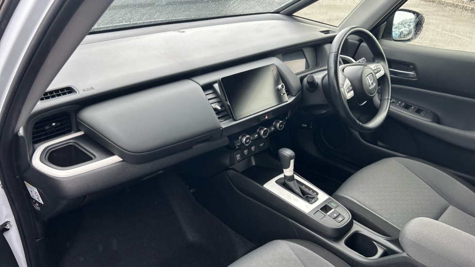 Honda Jazz 1.5 i-MMD Hybrid Elegance 5dr eCVT Hybrid Hatchback - Image 2