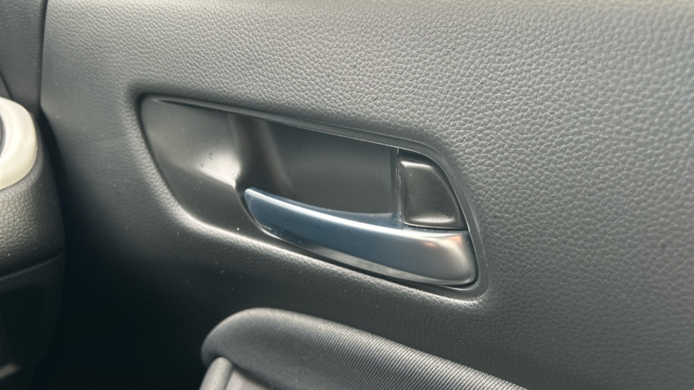 Honda Jazz 1.5 i-MMD Hybrid Elegance 5dr eCVT Hybrid Hatchback - Image 19