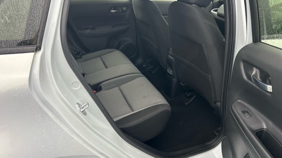 Honda Jazz 1.5 i-MMD Hybrid Elegance 5dr eCVT Hybrid Hatchback - Image 32