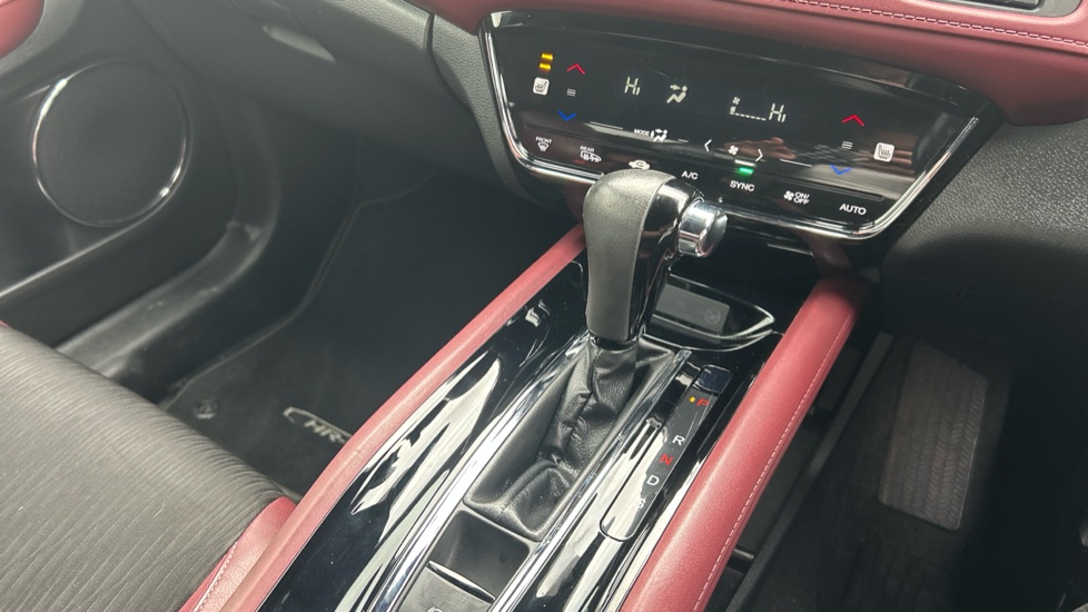 Honda HR-V 1.5 i-VTEC Turbo Sport CVT 5dr Petrol Hatchback - Image 29