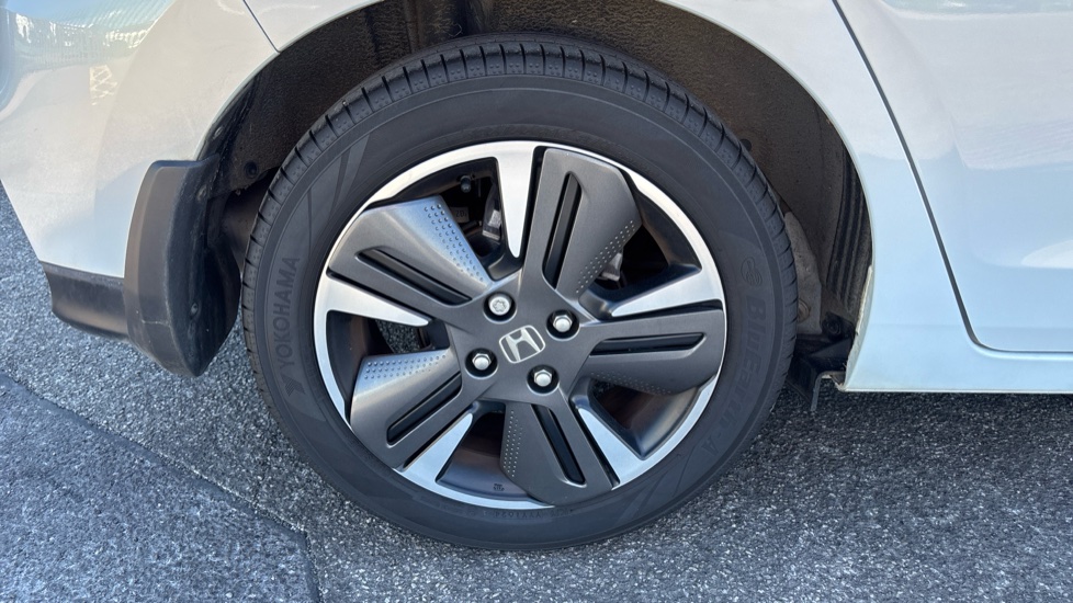 Honda Jazz 1.5 i-MMD Hybrid Advance 5dr eCVT Hybrid Hatchback - Image 14