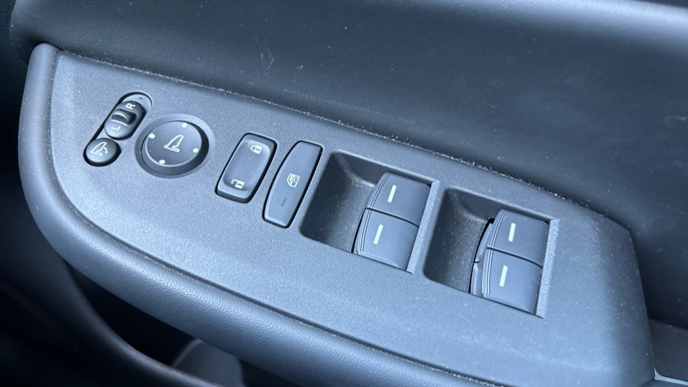 Honda Jazz 1.5 i-MMD Hybrid Advance 5dr eCVT Hybrid Hatchback - Image 26