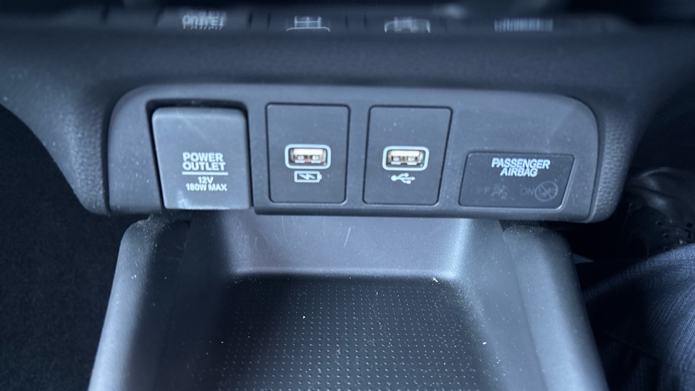 Honda Jazz 1.5 i-MMD Hybrid Advance 5dr eCVT Hybrid Hatchback - Image 40