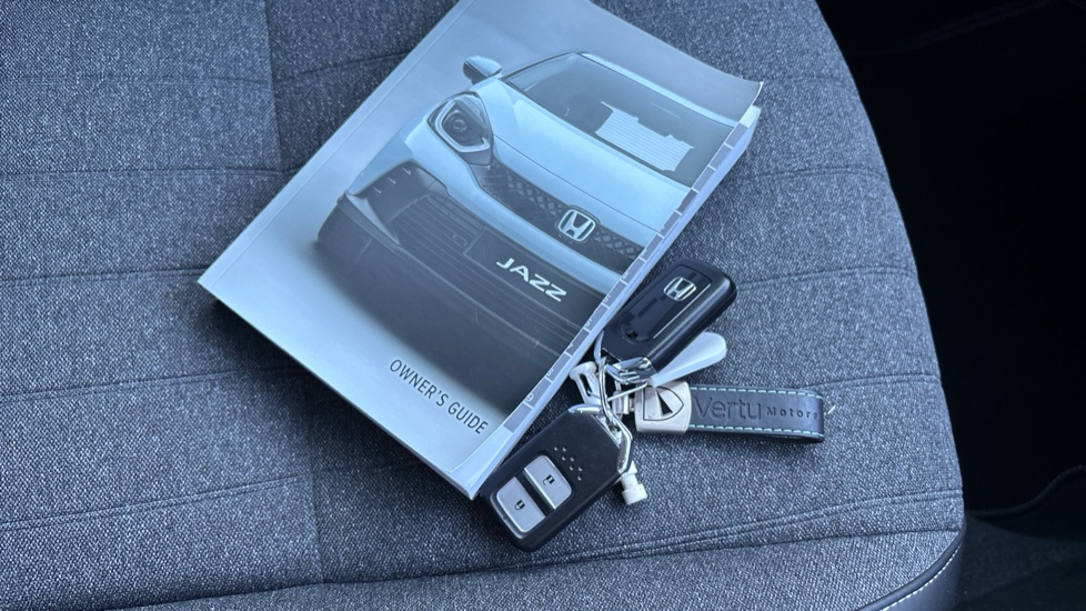 Honda Jazz 1.5 i-MMD Hybrid Advance 5dr eCVT Hybrid Hatchback - Image 42