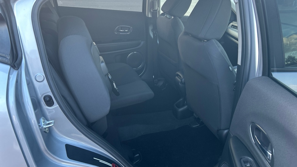 Honda HR-V 1.5 i-VTEC SE CVT 5dr Petrol Hatchback - Image 33