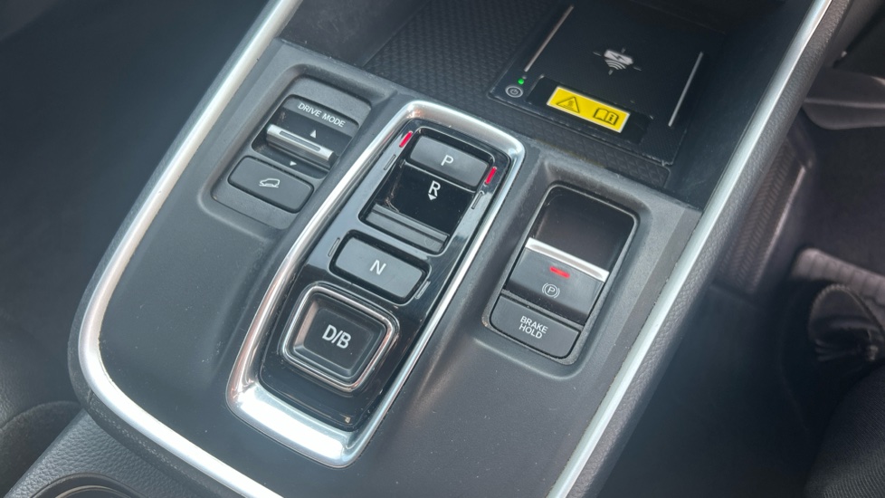 Honda CR-V 2.0 eHEV Elegance 5dr eCVT Hybrid Estate - Image 28