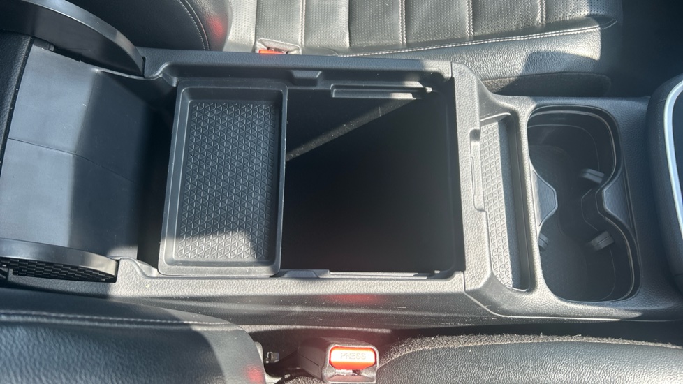 Honda CR-V 2.0 eHEV Elegance 5dr eCVT Hybrid Estate - Image 31