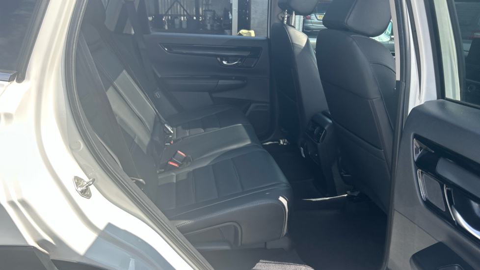 Honda CR-V 2.0 eHEV Elegance 5dr eCVT Hybrid Estate - Image 36