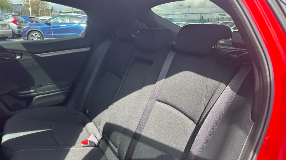 Honda Civic 1.5 VTEC Turbo Sport Plus 5dr Petrol Hatchback - Image 8