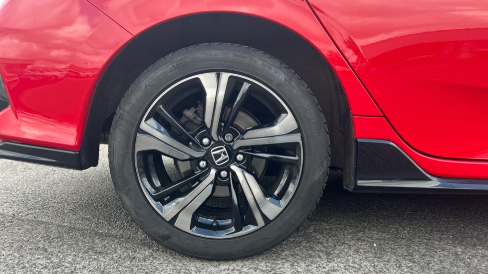Honda Civic 1.5 VTEC Turbo Sport Plus 5dr Petrol Hatchback - Image 9