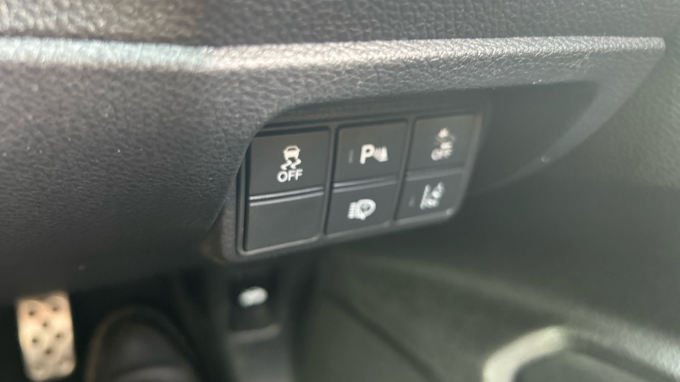 Honda Civic 1.5 VTEC Turbo Sport Plus 5dr Petrol Hatchback - Image 18