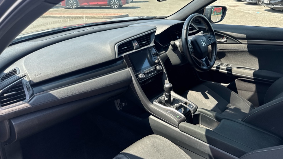 Honda Civic 1.6 i-DTEC SR 5dr Diesel Hatchback - Image 2