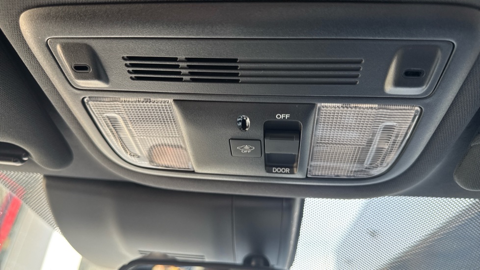Honda Civic 1.6 i-DTEC SR 5dr Diesel Hatchback - Image 20