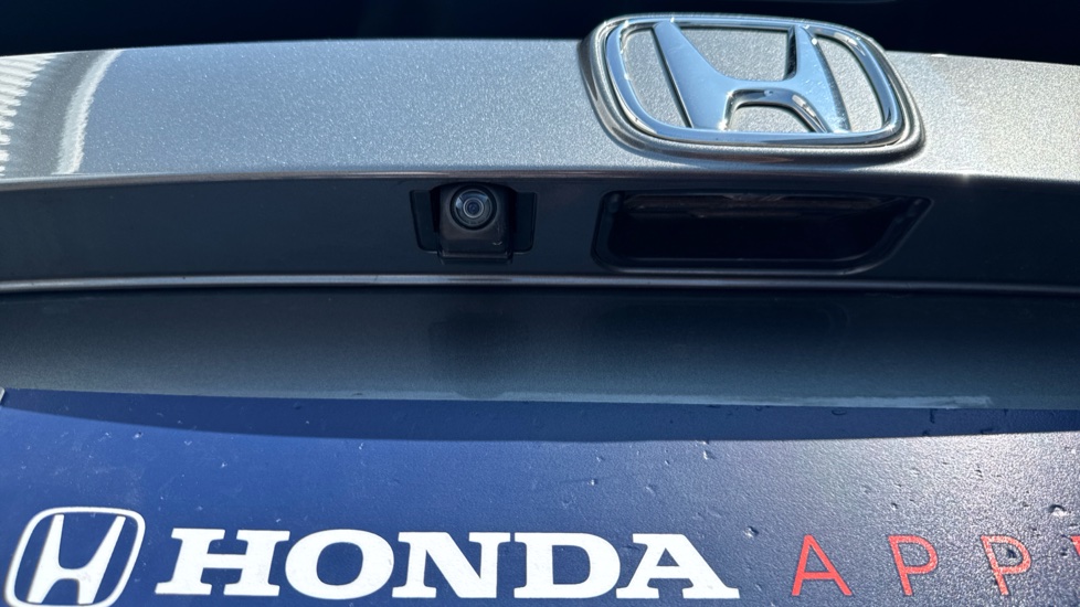 Honda Civic 1.6 i-DTEC SR 5dr Diesel Hatchback - Image 27