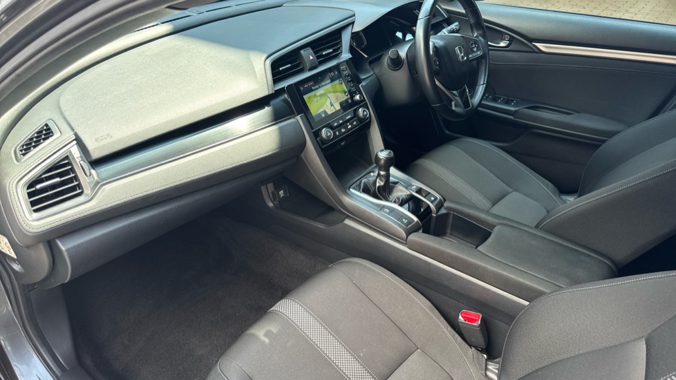 Honda Civic 1.6 i-DTEC SR 5dr Diesel Hatchback - Image 32