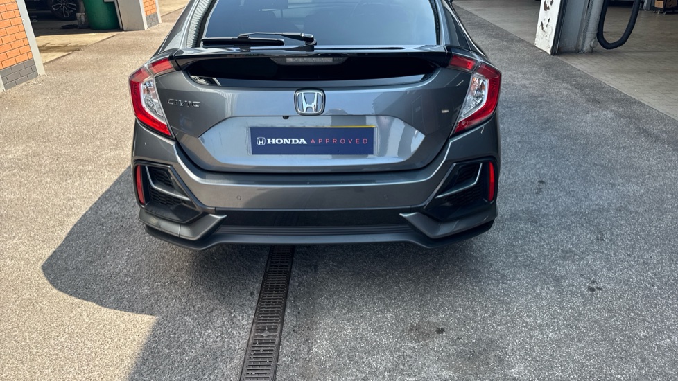 Honda Civic 1.6 i-DTEC SR 5dr Diesel Hatchback - Image 37