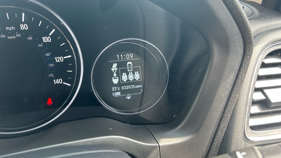 Honda HR-V 1.5 i-VTEC SE CVT 5dr Petrol Hatchback - Image 13