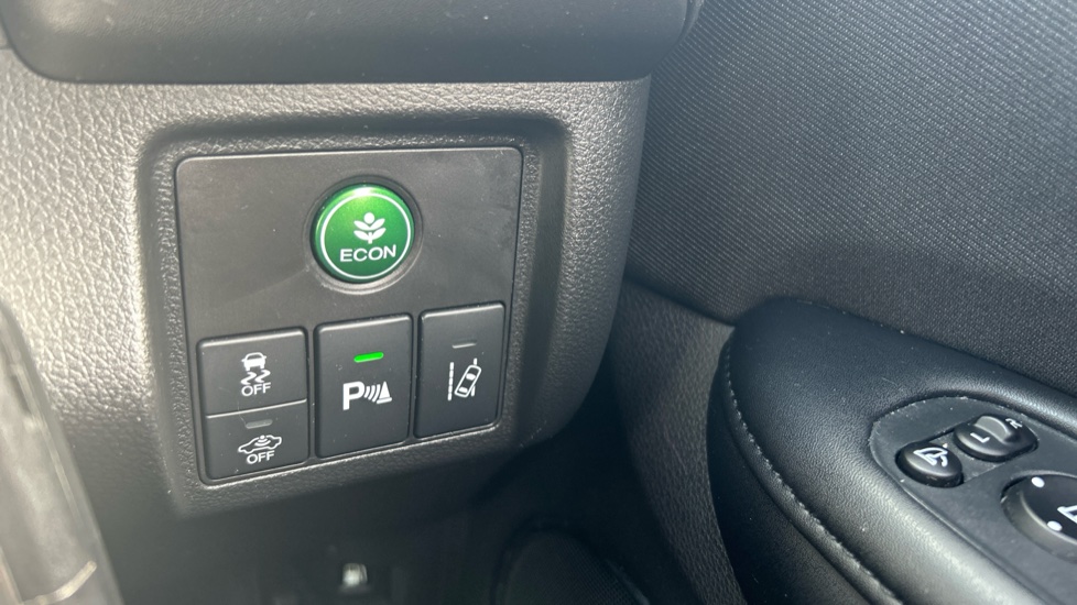 Honda HR-V 1.5 i-VTEC SE CVT 5dr Petrol Hatchback - Image 20
