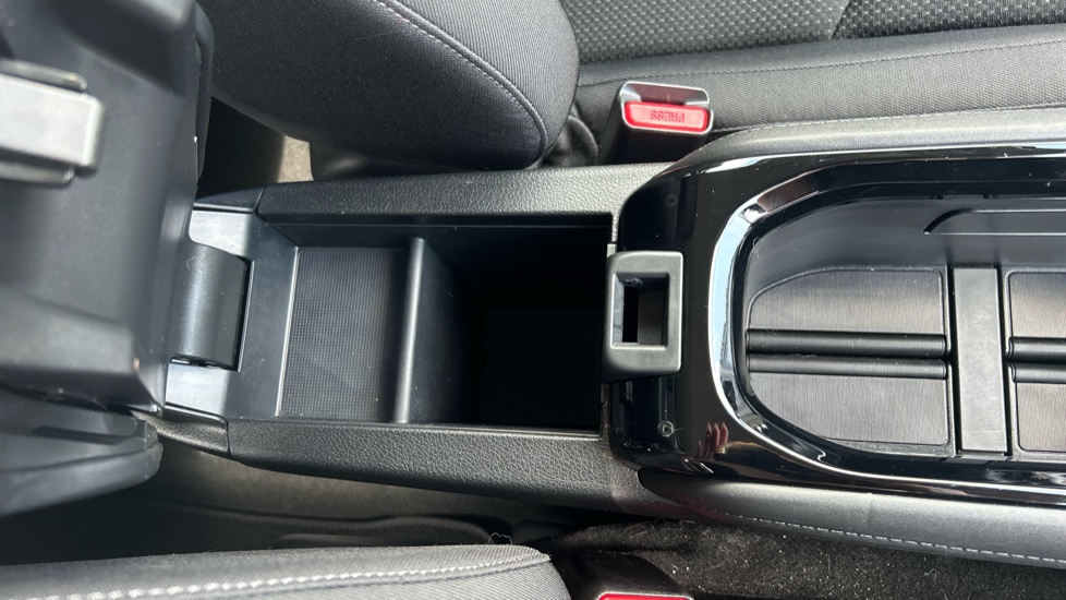 Honda HR-V 1.5 i-VTEC SE CVT 5dr Petrol Hatchback - Image 31