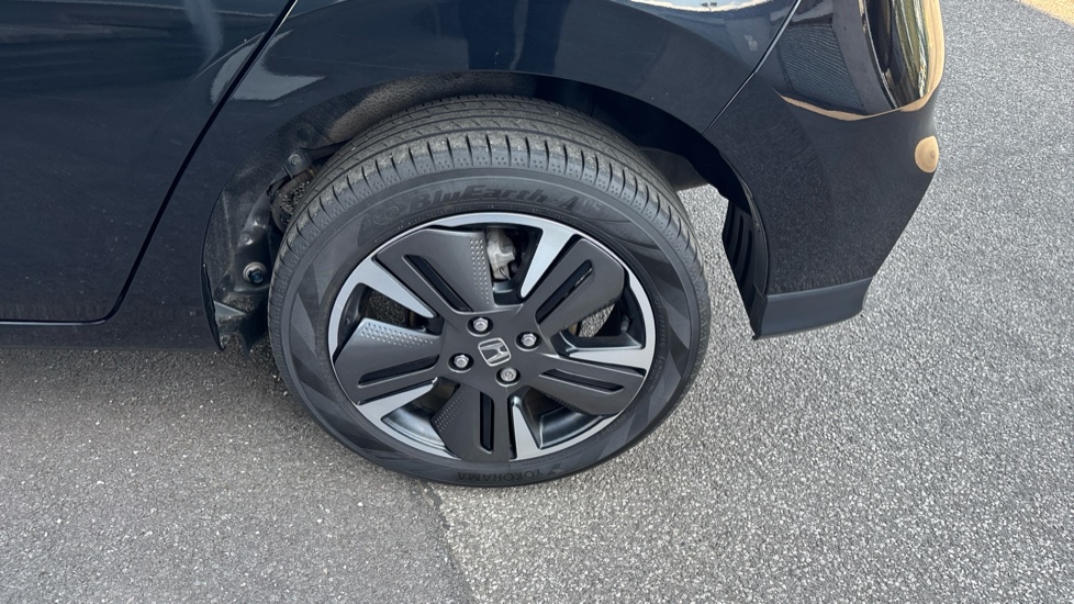 Honda Jazz 1.5 i-MMD Hybrid Advance 5dr eCVT Hybrid Hatchback - Image 17