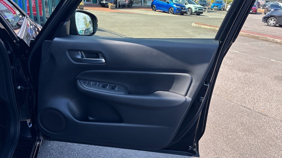 Honda Jazz 1.5 i-MMD Hybrid Advance 5dr eCVT Hybrid Hatchback - Image 34