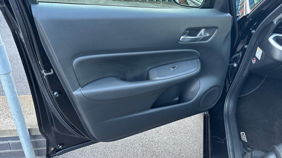 Honda Jazz 1.5 i-MMD Hybrid Advance 5dr eCVT Hybrid Hatchback - Image 37