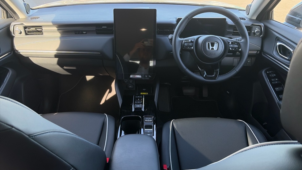 Honda E Ny1 150kW Elegance 69kWh 5dr Auto Electric Hatchback - Image 4