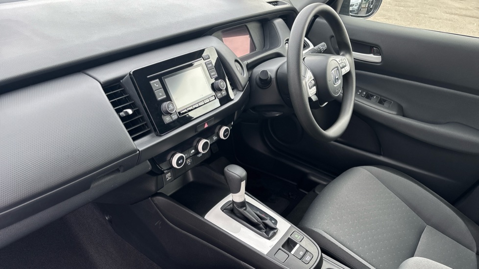 Honda Jazz 1.5 i-MMD Hybrid SE 5dr eCVT Hybrid Hatchback - Image 2