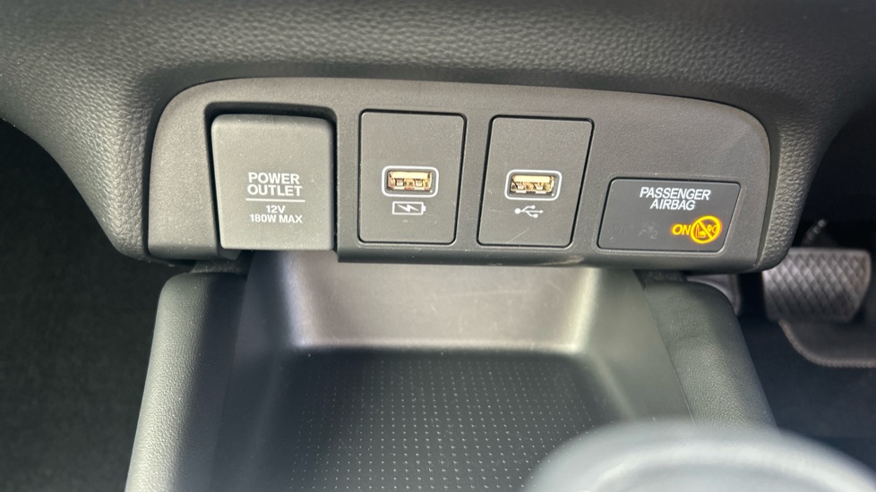 Honda Jazz 1.5 i-MMD Hybrid EX 5dr eCVT Hybrid Hatchback - Image 26