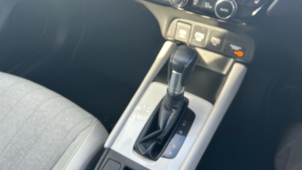 Honda Jazz 1.5 i-MMD Hybrid EX 5dr eCVT Hybrid Hatchback - Image 25
