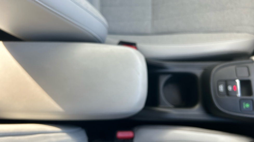 Honda Jazz 1.5 i-MMD Hybrid EX 5dr eCVT Hybrid Hatchback - Image 27