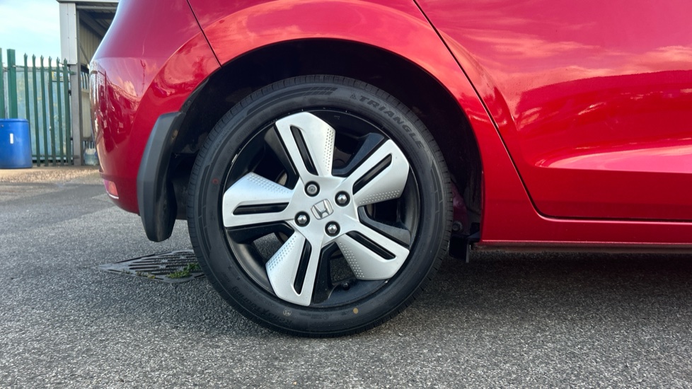 Honda Jazz 1.5 i-MMD Hybrid EX 5dr eCVT Hybrid Hatchback - Image 9