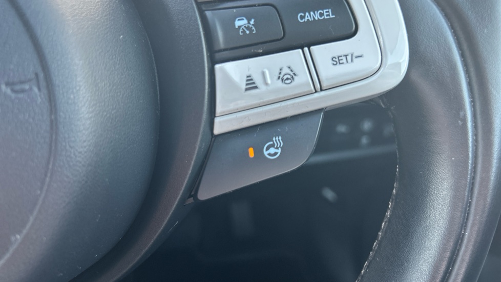 Honda Jazz 1.5 i-MMD Hybrid EX 5dr eCVT Hybrid Hatchback - Image 16