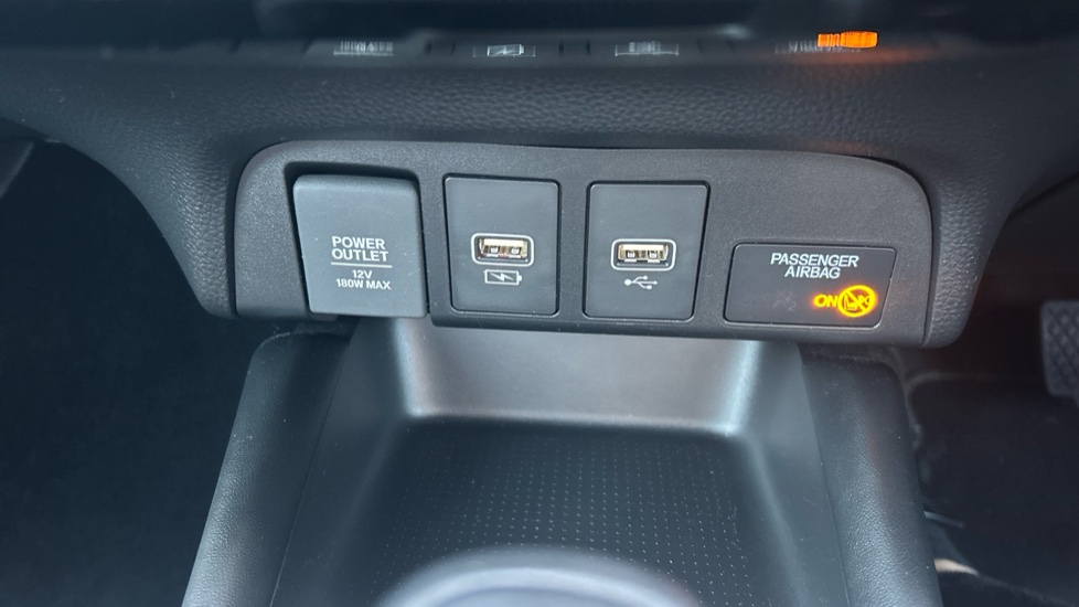 Honda Jazz 1.5 i-MMD Hybrid EX 5dr eCVT Hybrid Hatchback - Image 24