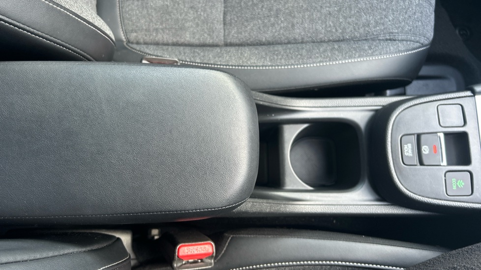 Honda Jazz 1.5 i-MMD Hybrid EX 5dr eCVT Hybrid Hatchback - Image 27