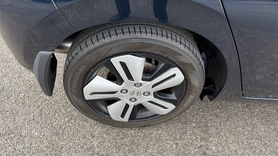 Honda Jazz 1.5 i-MMD Hybrid EX 5dr eCVT Hybrid Hatchback - Image 14