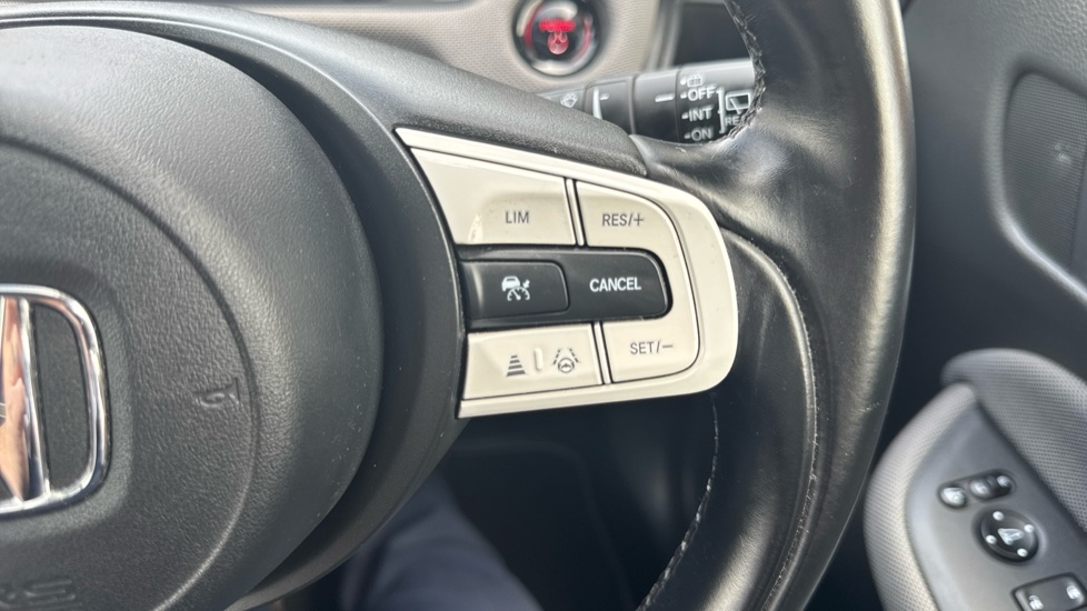 Honda Jazz 1.5 i-MMD Hybrid Crosstar EX 5dr eCVT Hybrid Hatchback - Image 13