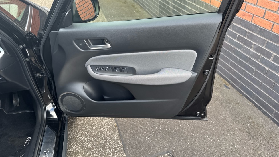Honda Jazz 1.5 i-MMD Hybrid Crosstar EX 5dr eCVT Hybrid Hatchback - Image 24