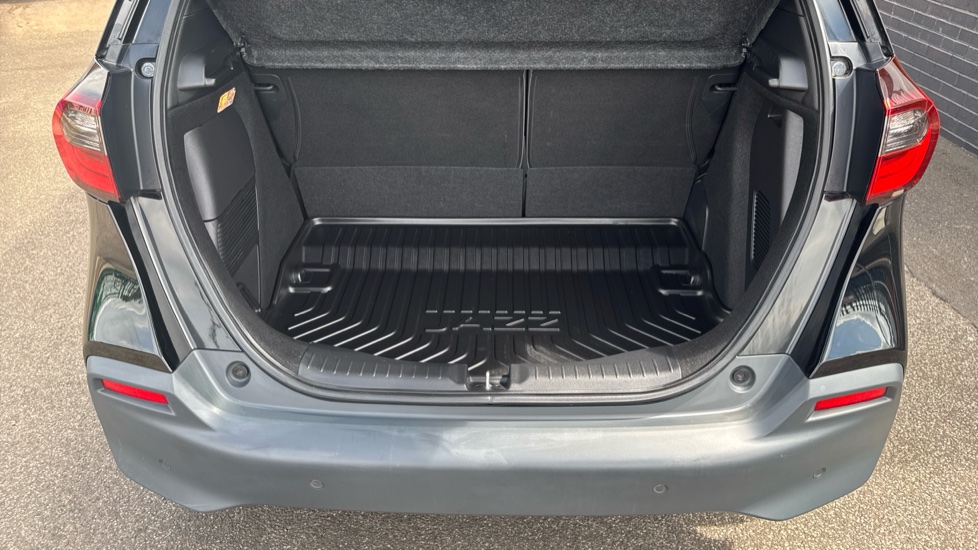 Honda Jazz 1.5 i-MMD Hybrid Crosstar EX 5dr eCVT Hybrid Hatchback - Image 28